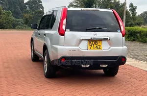 Nissan X-Trail 2014 Silver