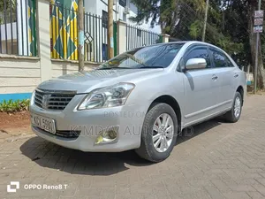 Toyota Corolla Fielder 2012 Silver