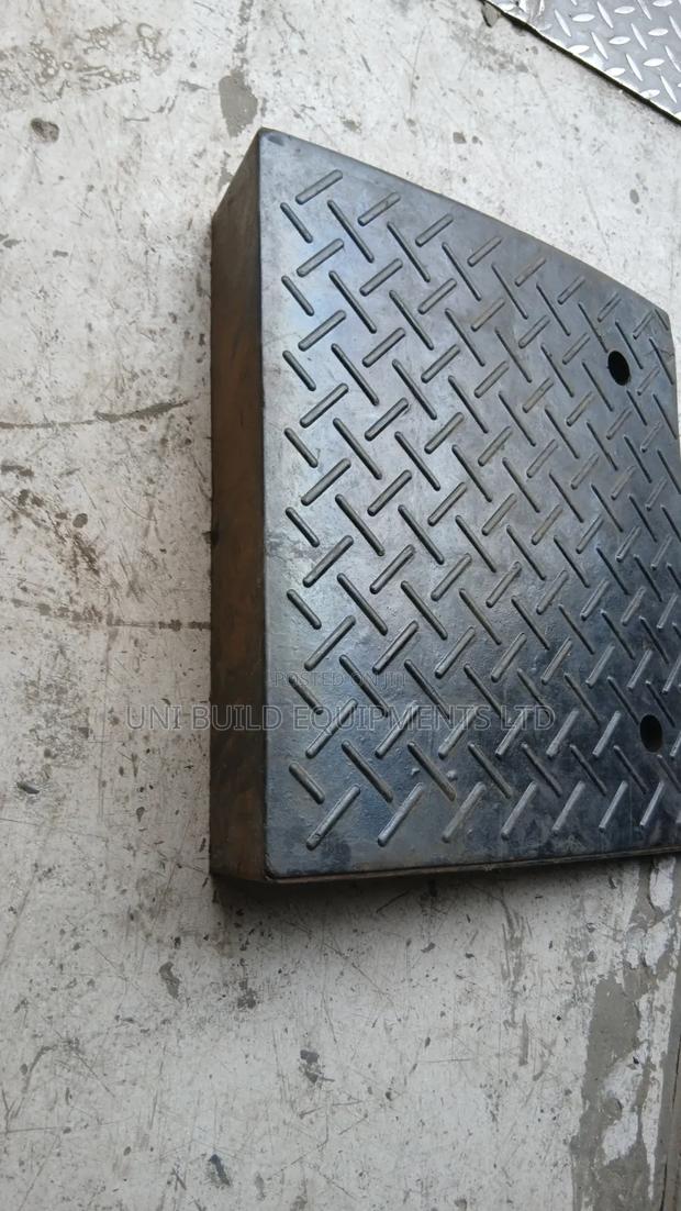 Kerb Ramp (49cmx42cm) - main view