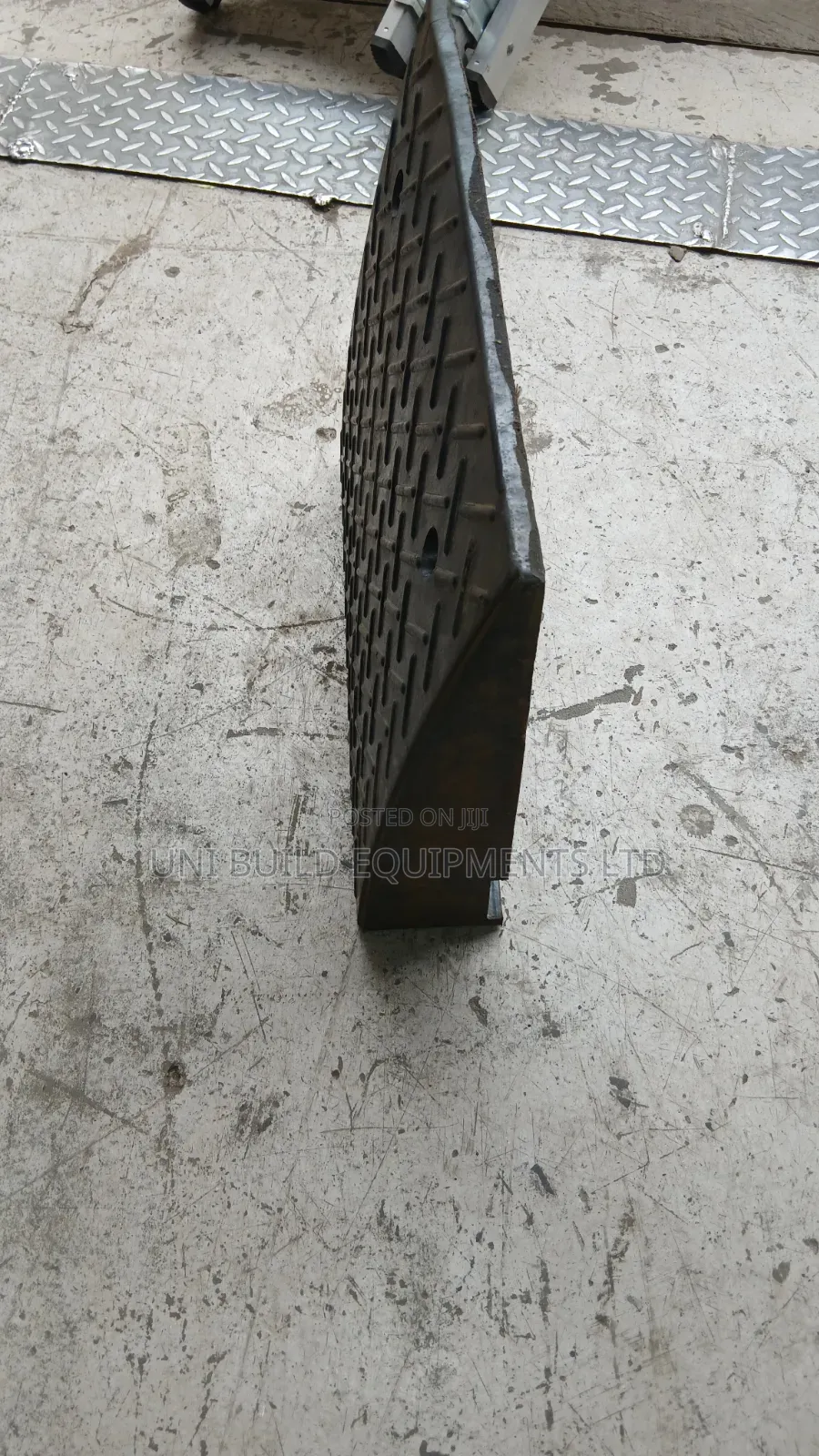 Kerb Ramp (49cmx42cm)