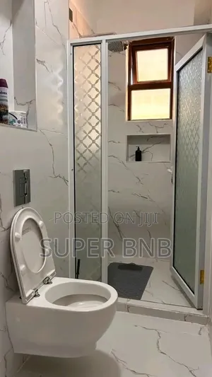 Stunning 1 Bedroom Airbnb Apartment in Westlands Nairobi Sarit Centre
