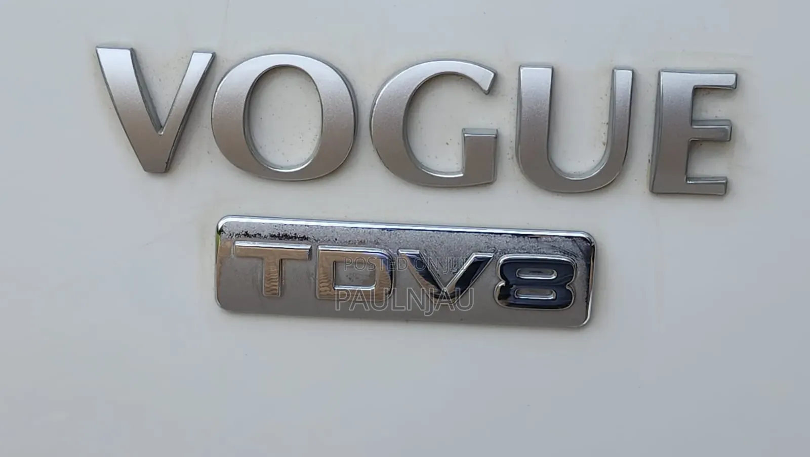 Land Rover Discovery 2010 White