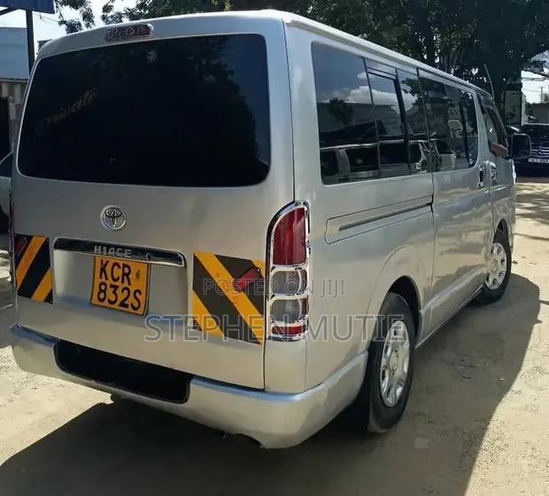 Toyota HiAce 2012 Silver - thumbnail 2
