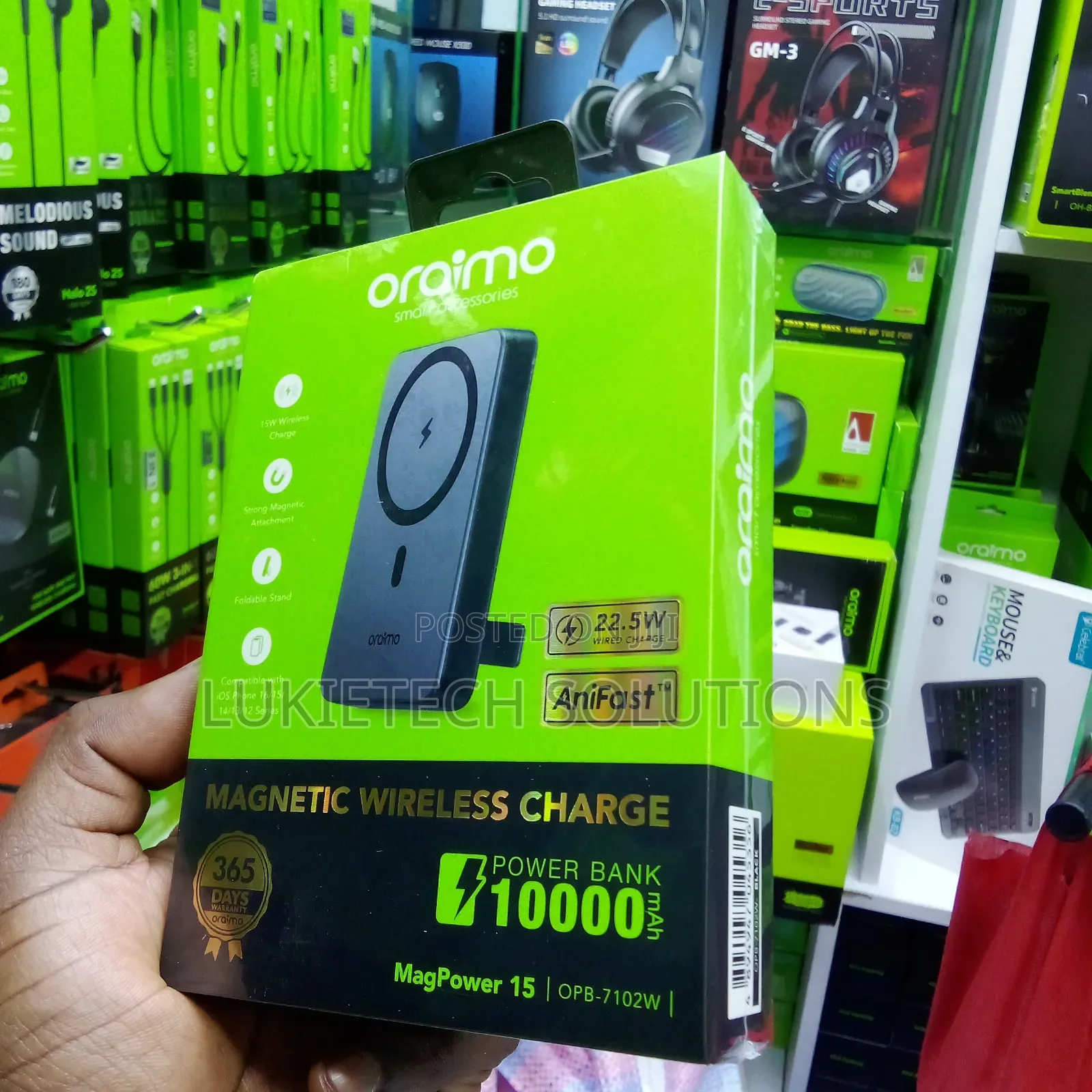 Oraimo Wireless Magnetic Powerbank 10000mah 22.5 Watts Fast Charger