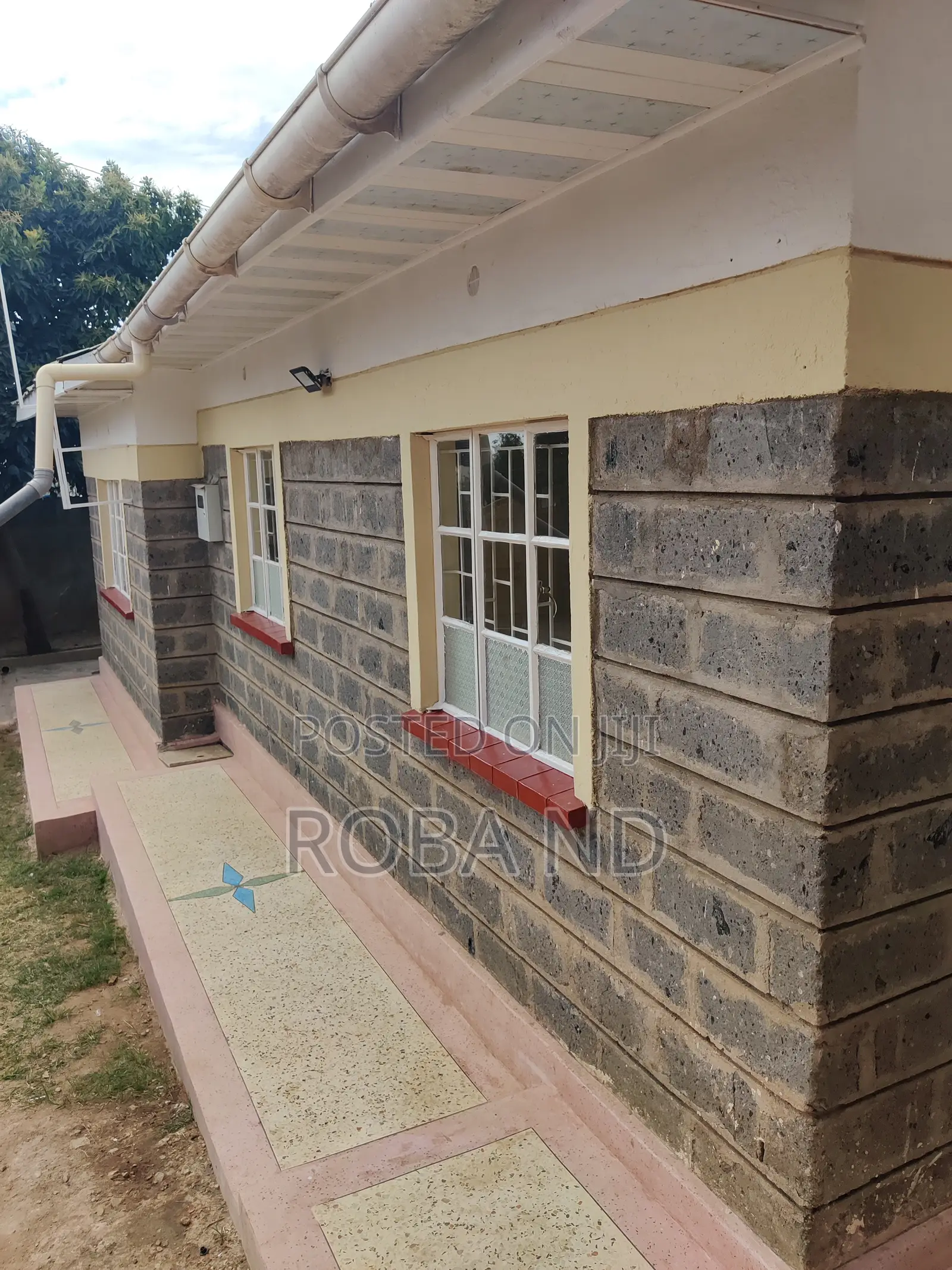 3bdrm Bungalow in Shelisheli/Buruburu, Mihango for rent