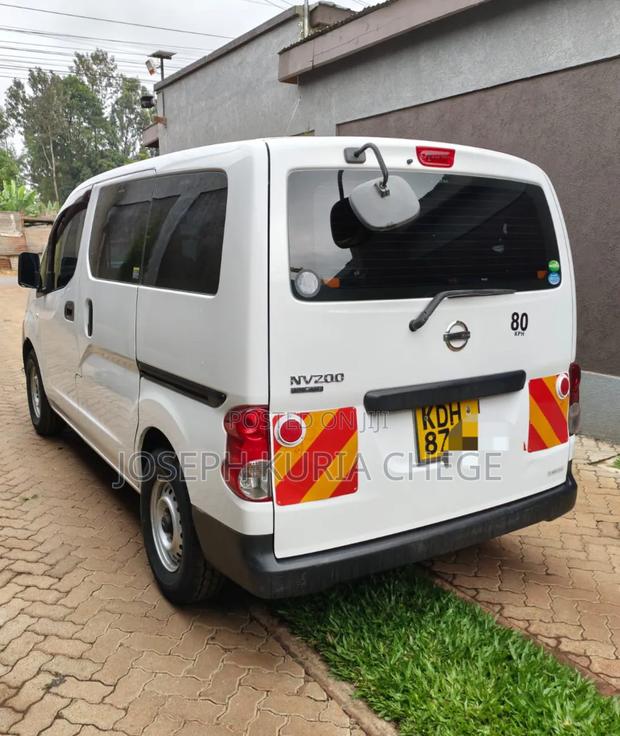Nissan NV200 2014 White - thumbnail 3