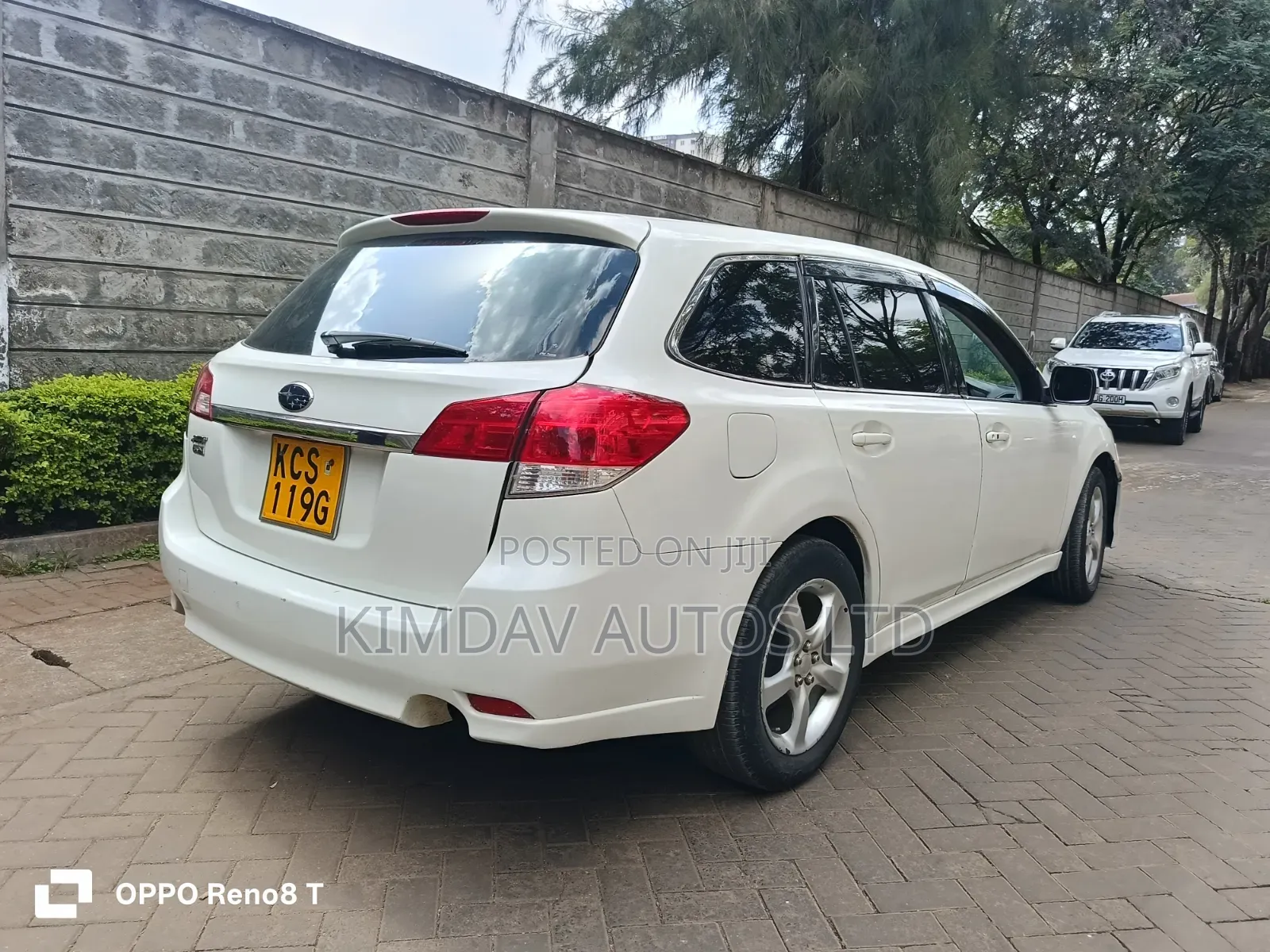 Subaru Legacy 2011 Off white