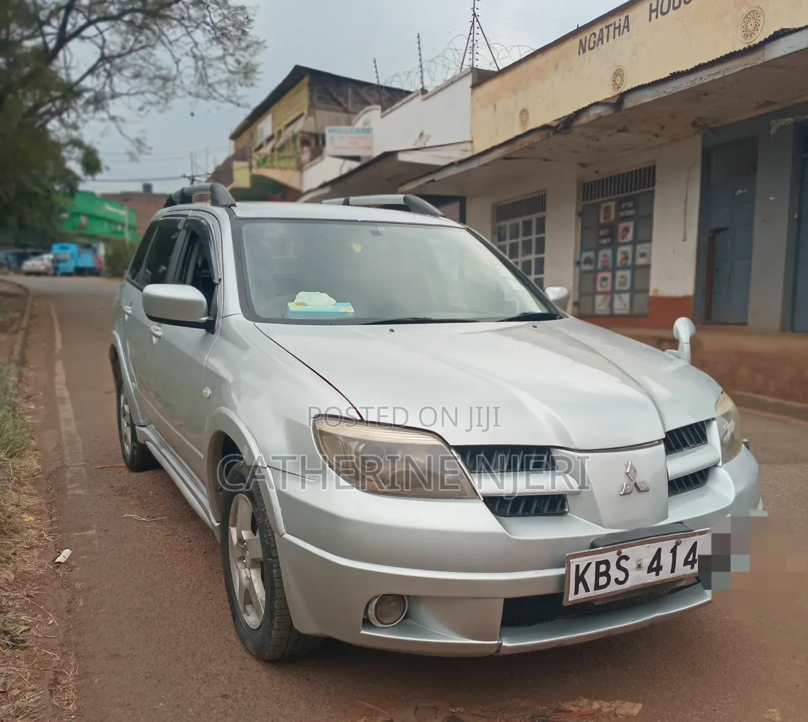 Mitsubishi Airtrek 2005 Silver