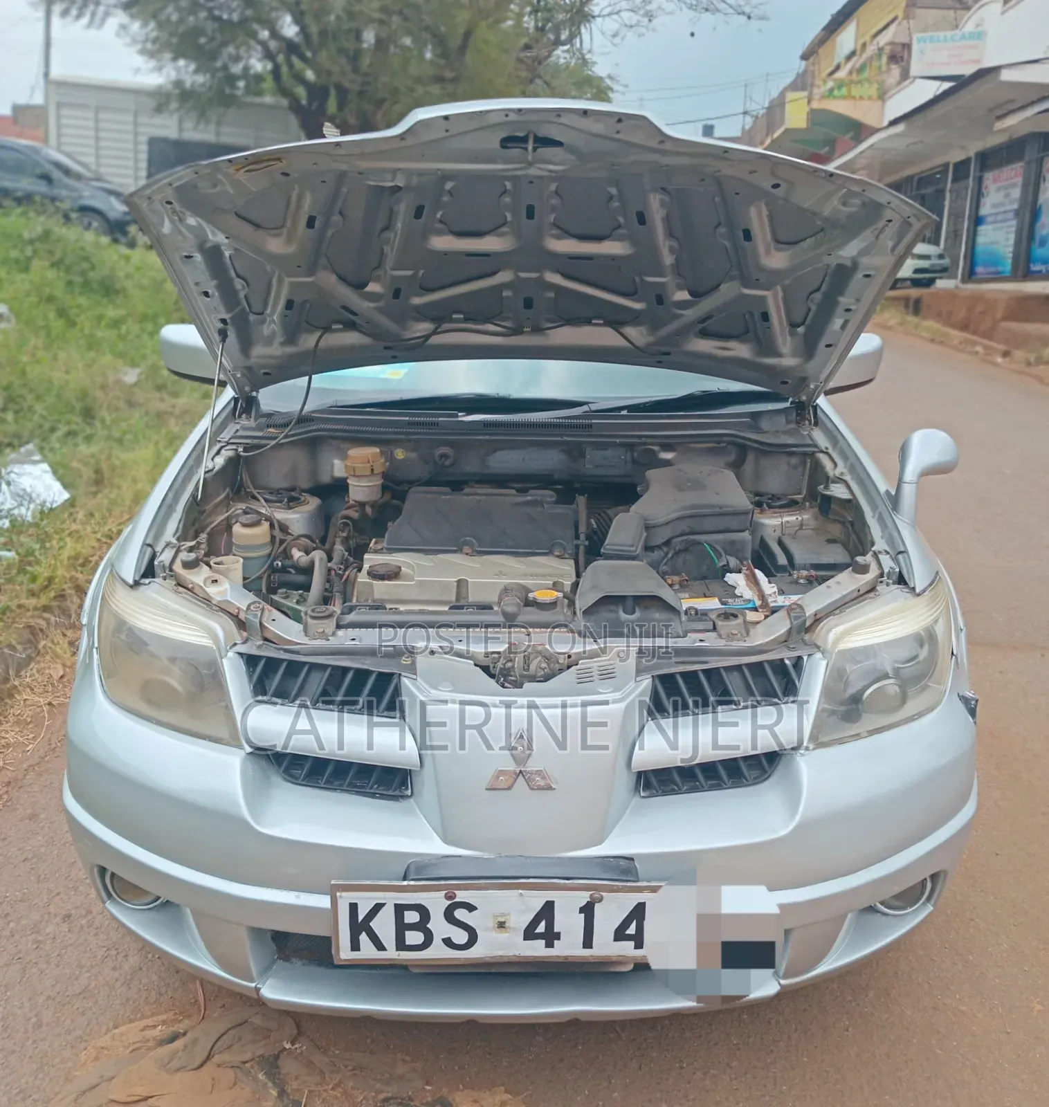 Mitsubishi Airtrek 2005 Silver