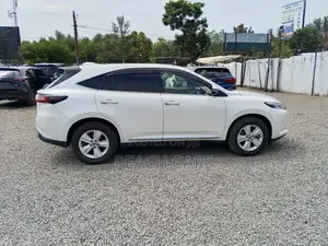Toyota Harrier 2018 White