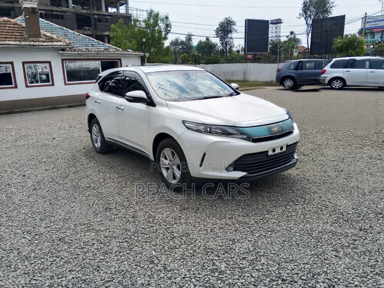 Toyota Harrier 2018 White