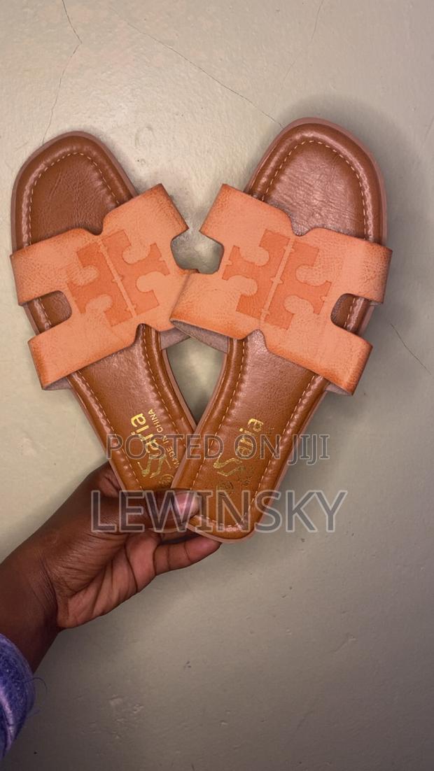 Ladies Sandals - thumbnail 2