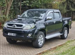 Toyota Hilux 2011 Black