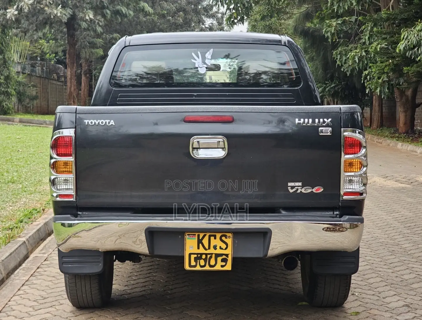 Toyota Hilux 2011 Black