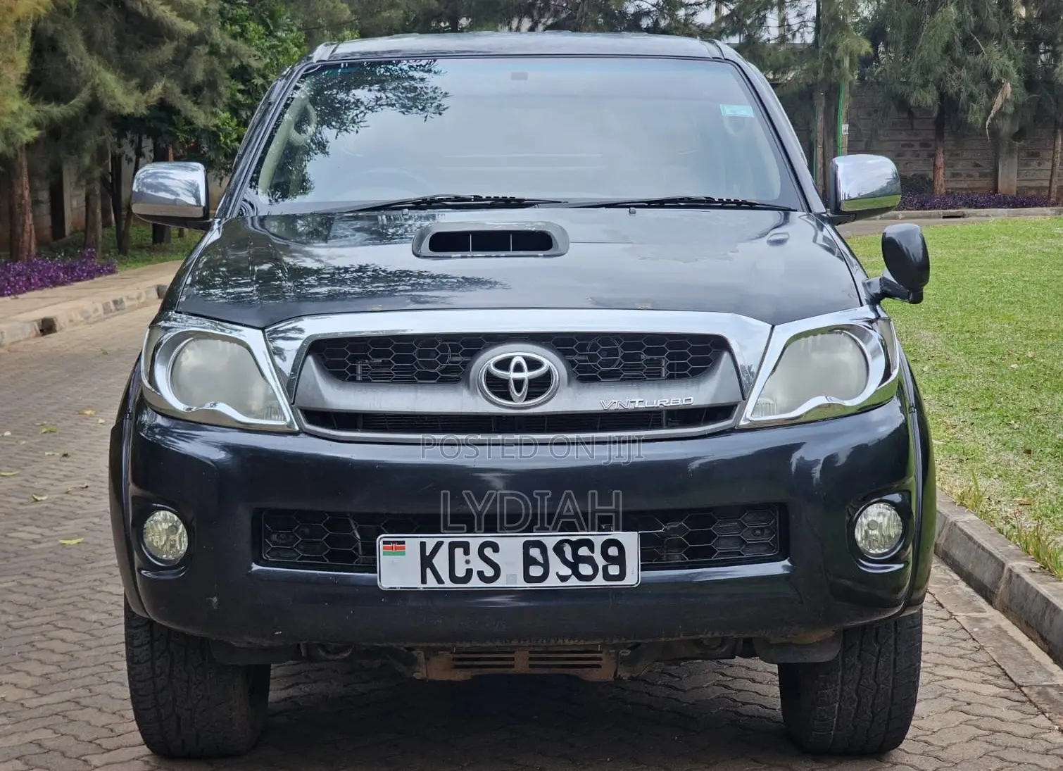 Toyota Hilux 2011 Black