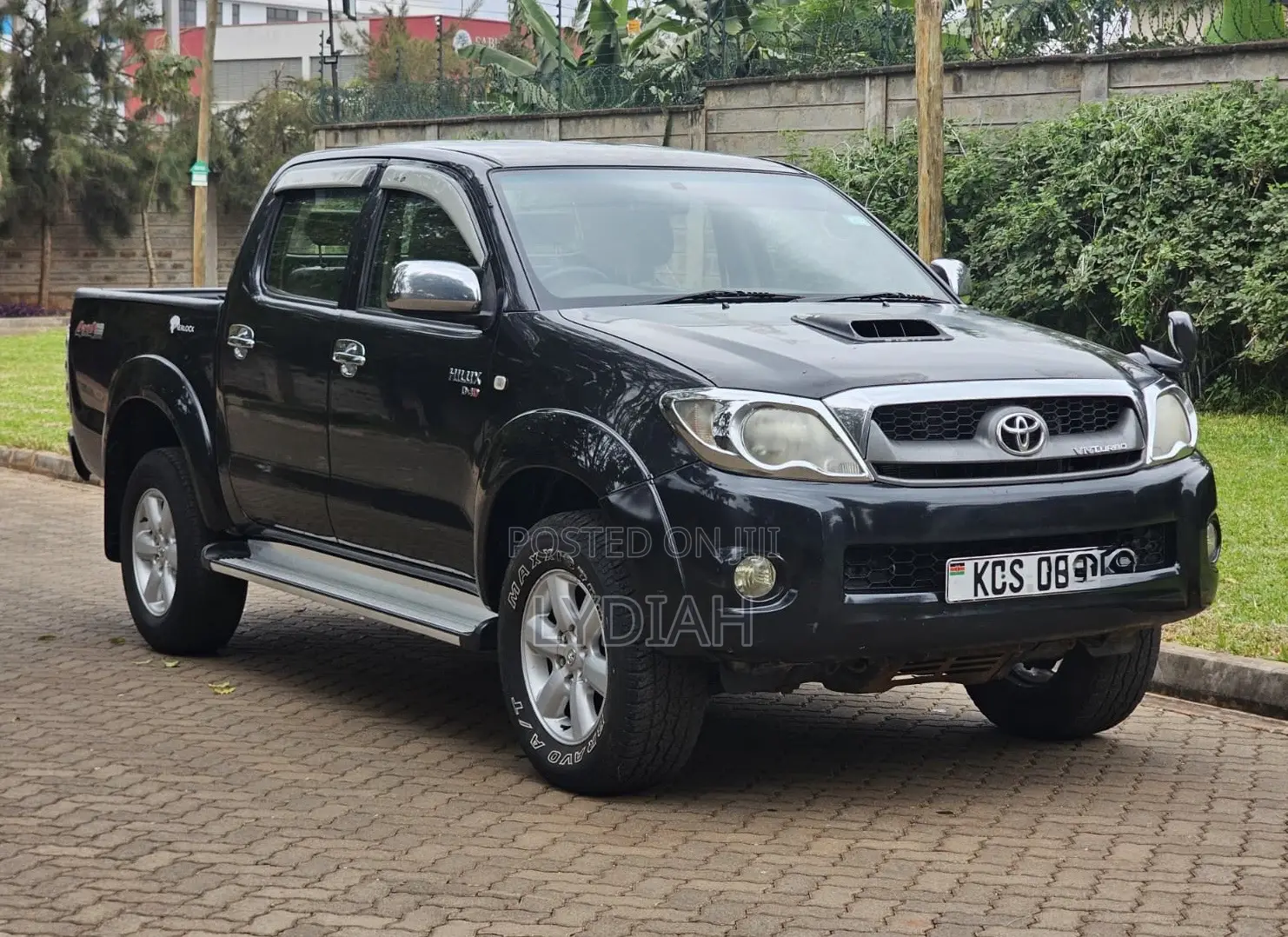 Toyota Hilux 2011 Black