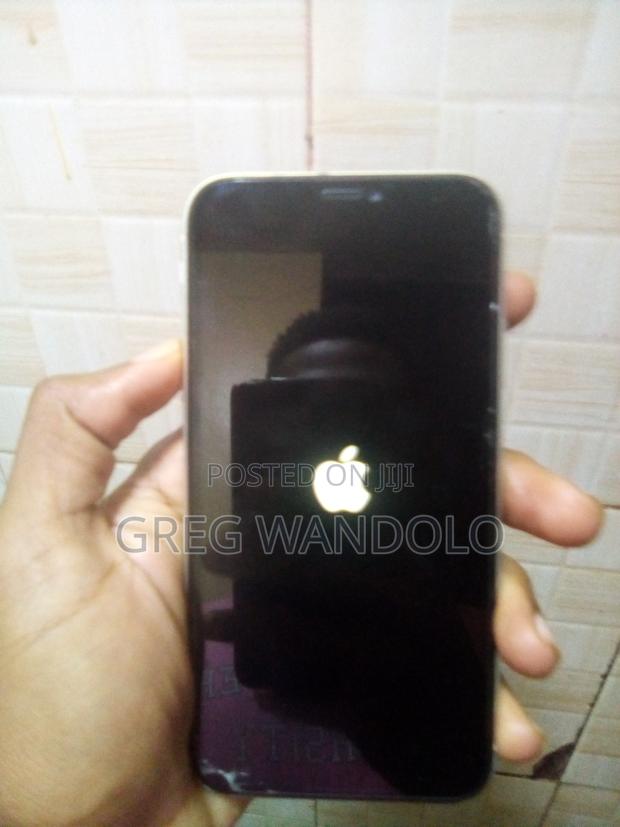 New Apple iPhone 11 256 GB White