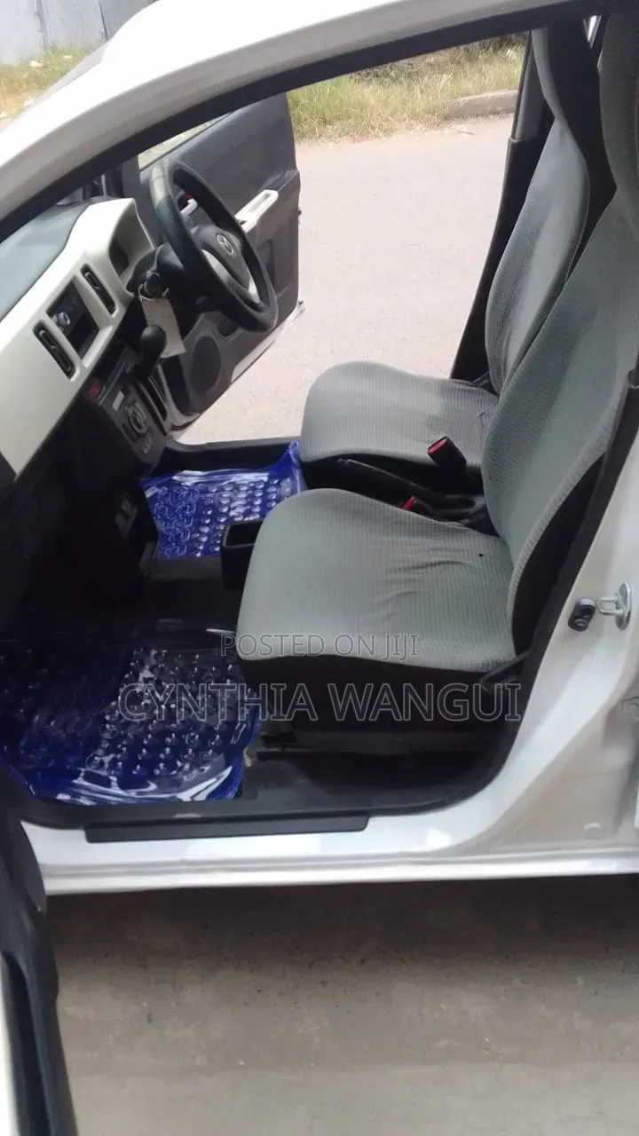 Mazda Carol 2015 White