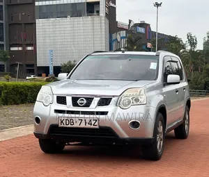 Nissan X-Trail 2014 Silver