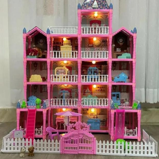 Villa Doll House Villa Dolls House