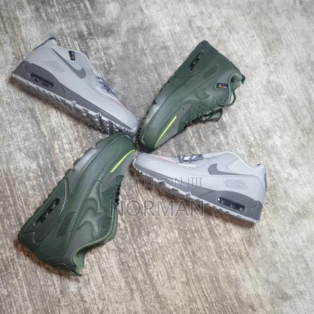 Air Max Shoes - main view