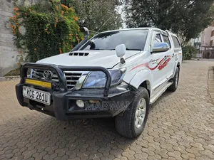 Toyota Hilux 2008 White