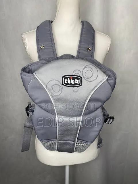 **Safe Quality Chicco Baby Carrier**
