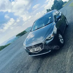 Mazda Demio 2016 Gray