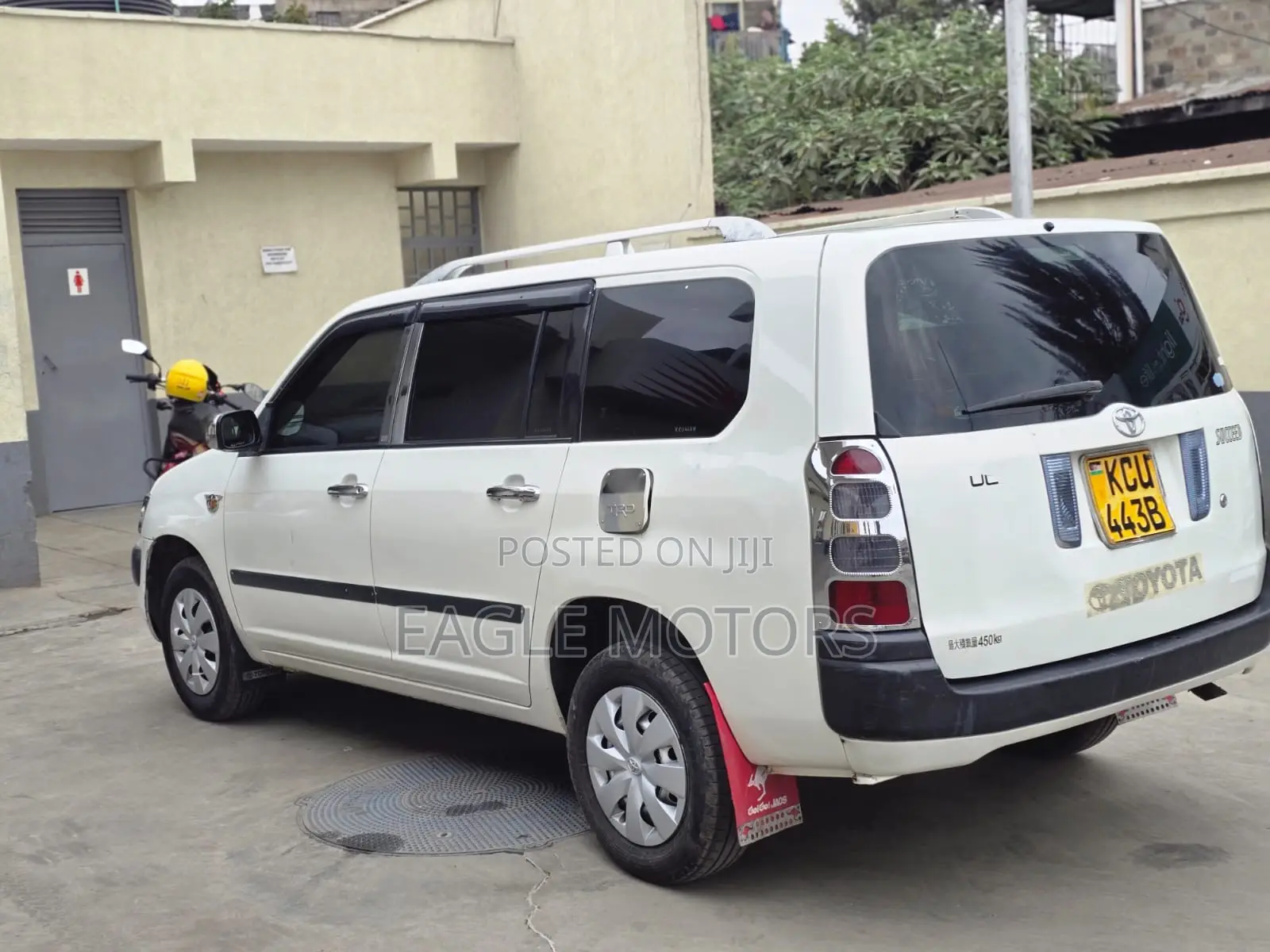 Toyota Succeed SV Premium 2014 White