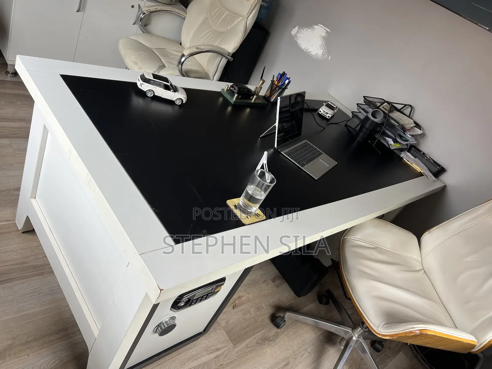 Office Desk