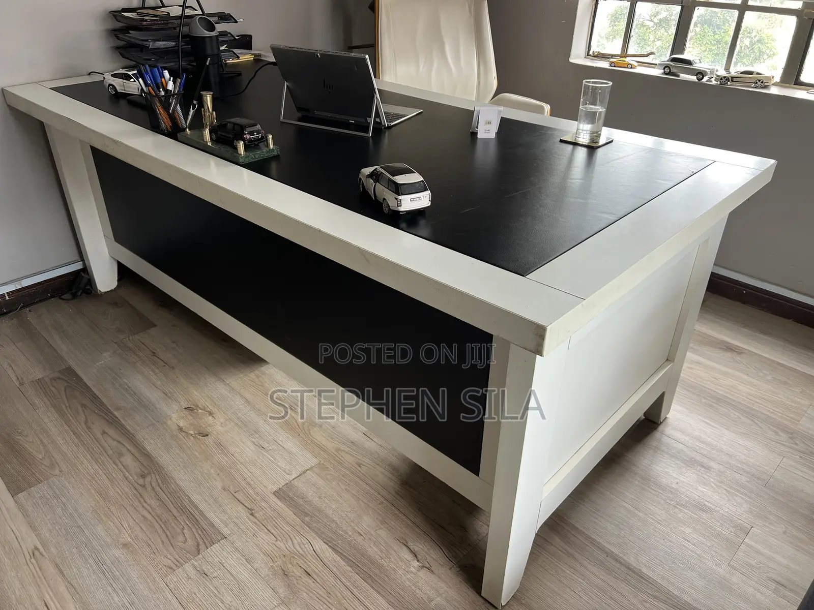 Office Desk