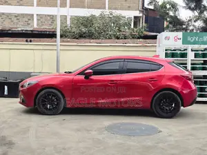 Mazda Axela 2015 Red