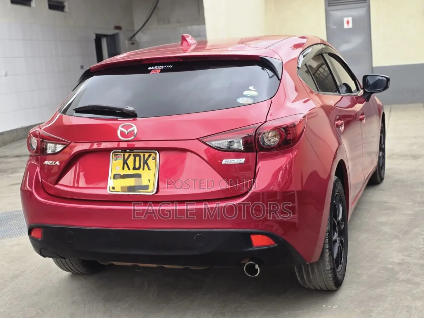 Mazda Axela 2015 Red