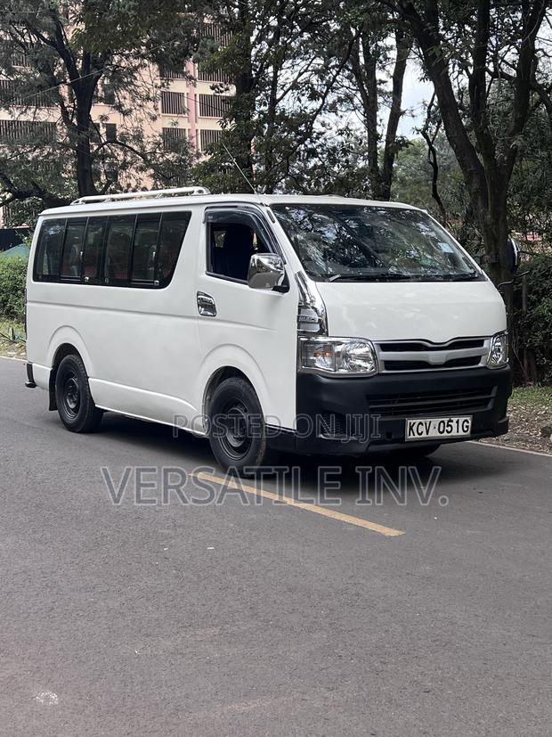 Toyota HiAce 2013 White - thumbnail 2