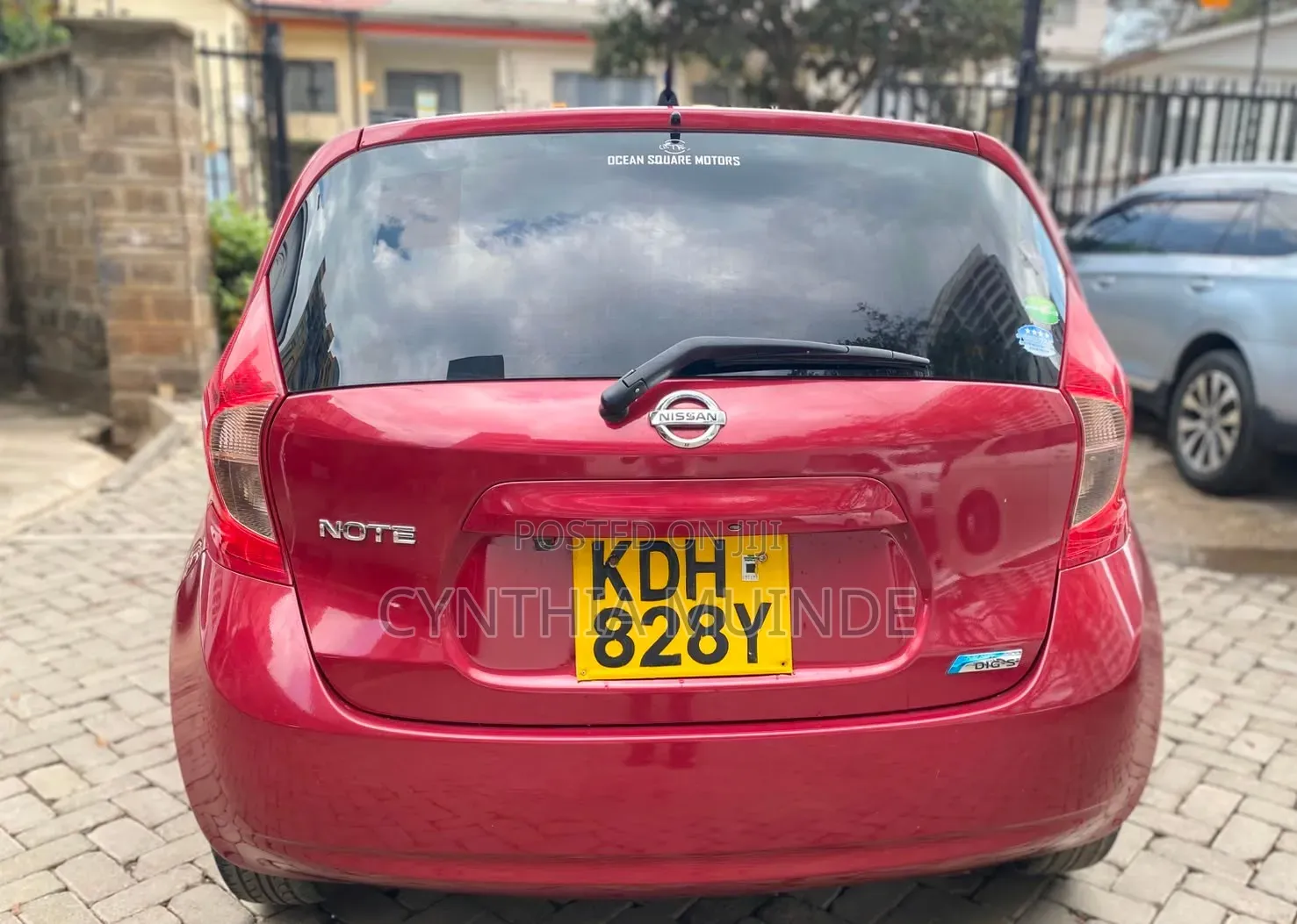 Nissan Note 2015 Red