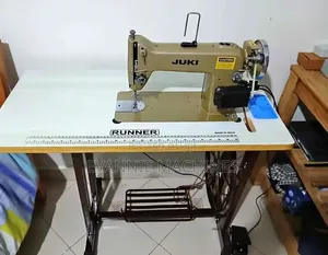 Juki Sewing Machine With Table