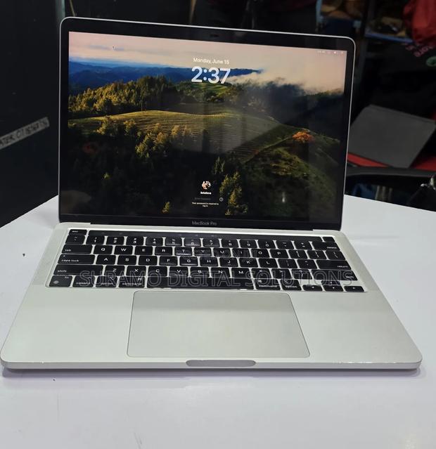 Laptop Apple MacBook Pro 2020 8GB Apple M1 SSD 256GB