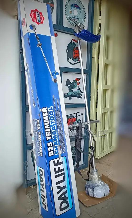 2 Stroke Engine Brush Cutter/Dayliff Brush Cutter - main view