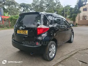 Toyota Ractis 2012 Black