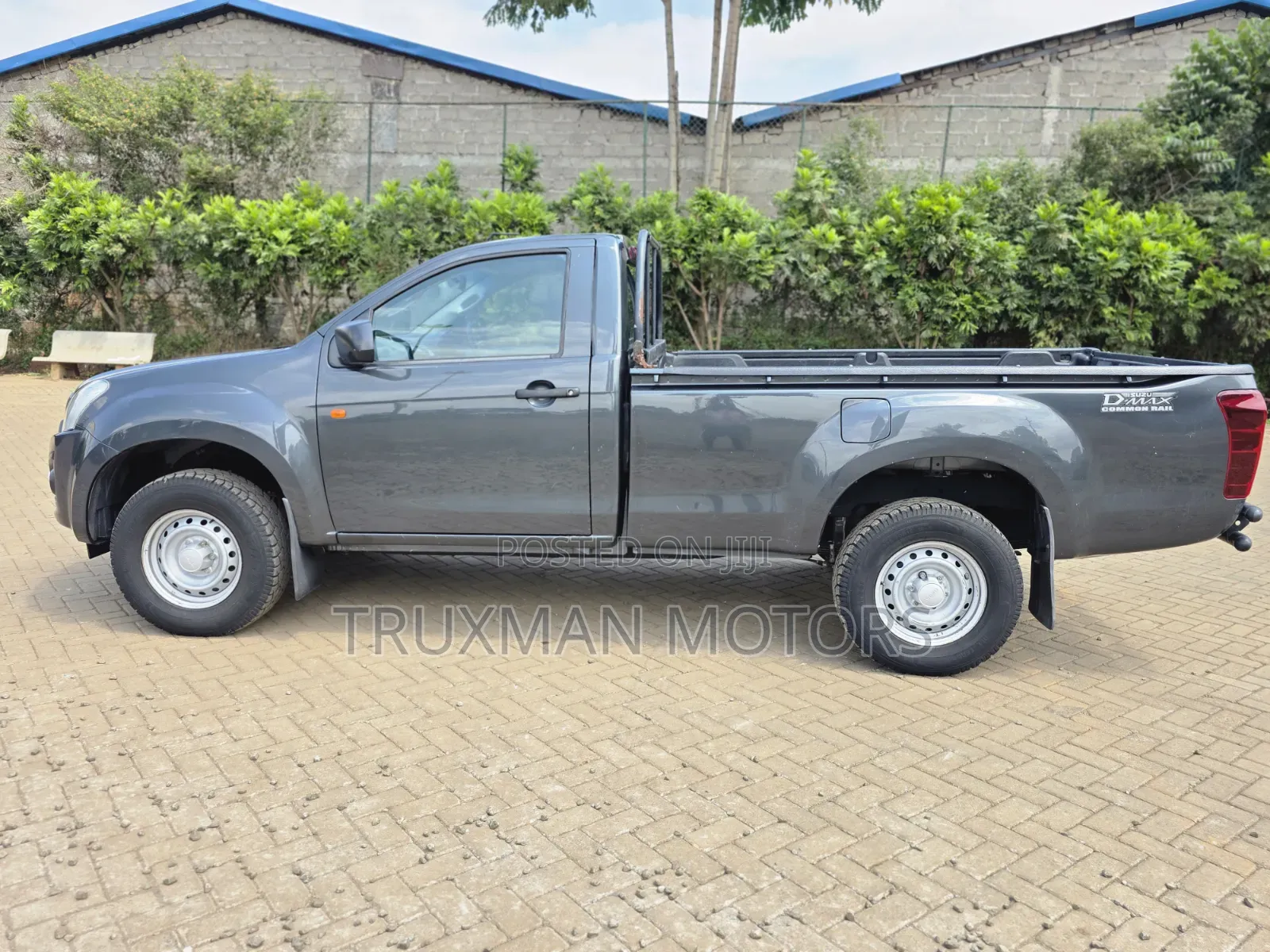 Isuzu D-MAX 2021 Gray