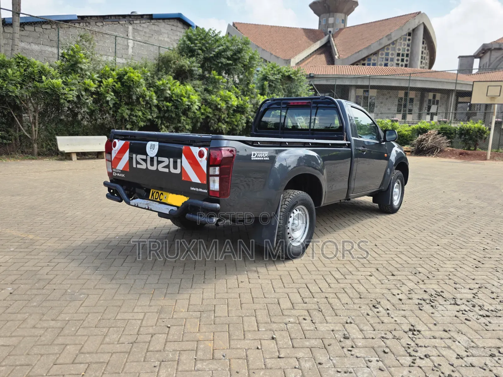 Isuzu D-MAX 2021 Gray