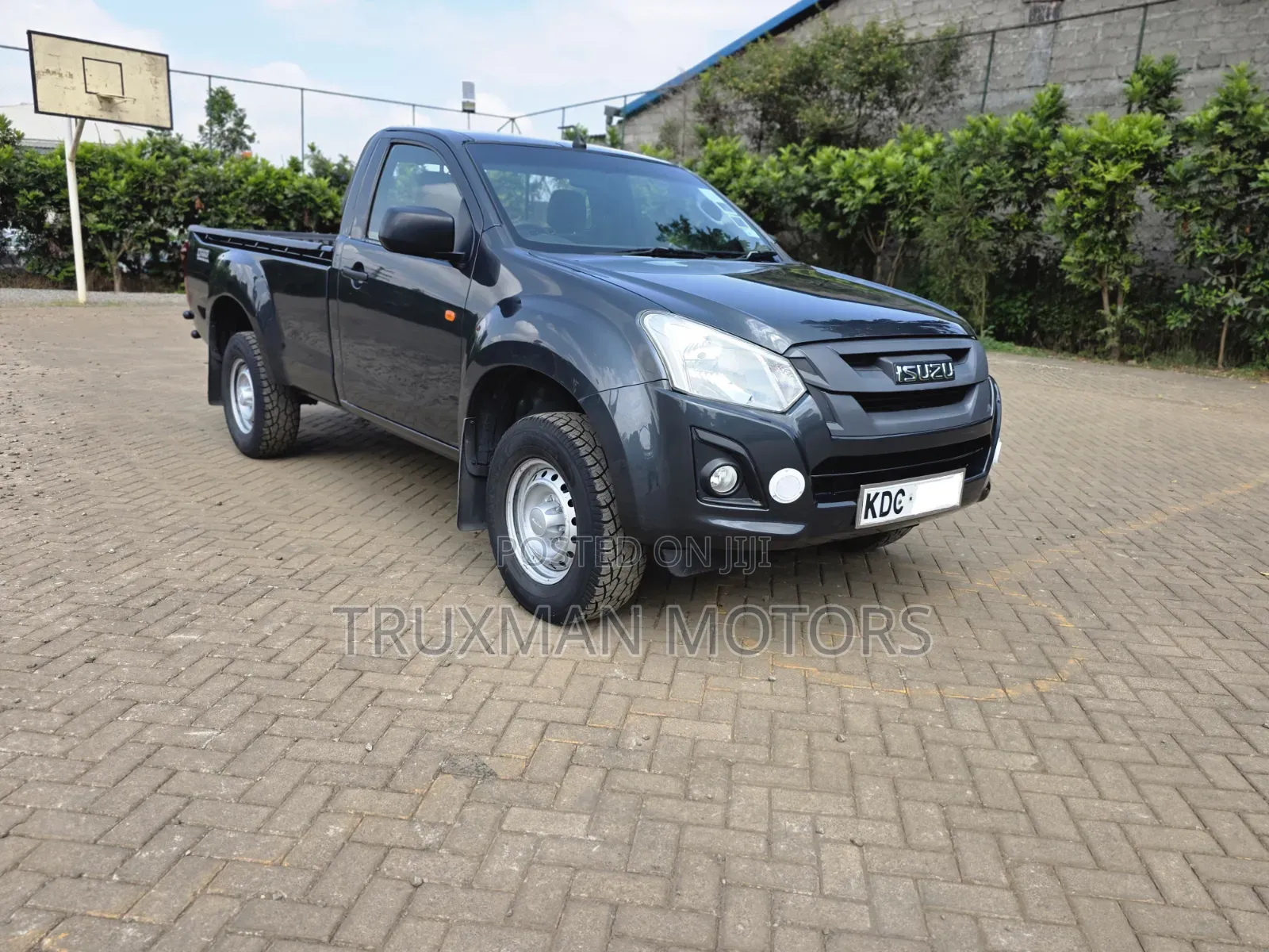 Isuzu D-MAX 2021 Gray