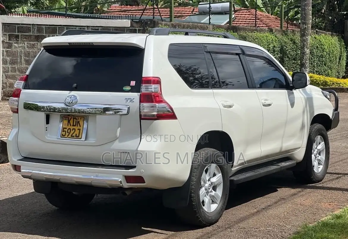 Toyota Land Cruiser Prado 2.8 D-4D 2016 White