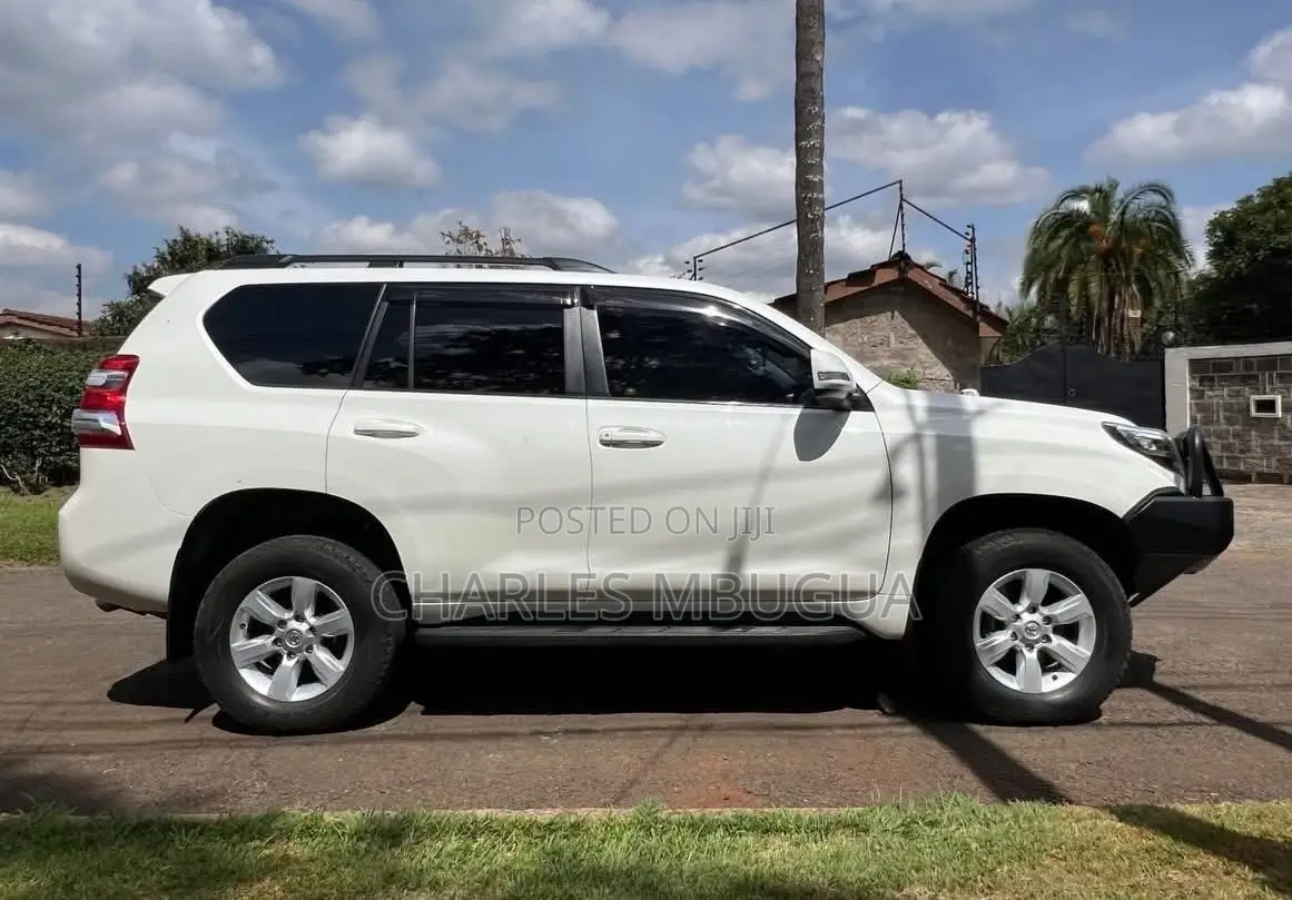 Toyota Land Cruiser Prado 2.8 D-4D 2016 White