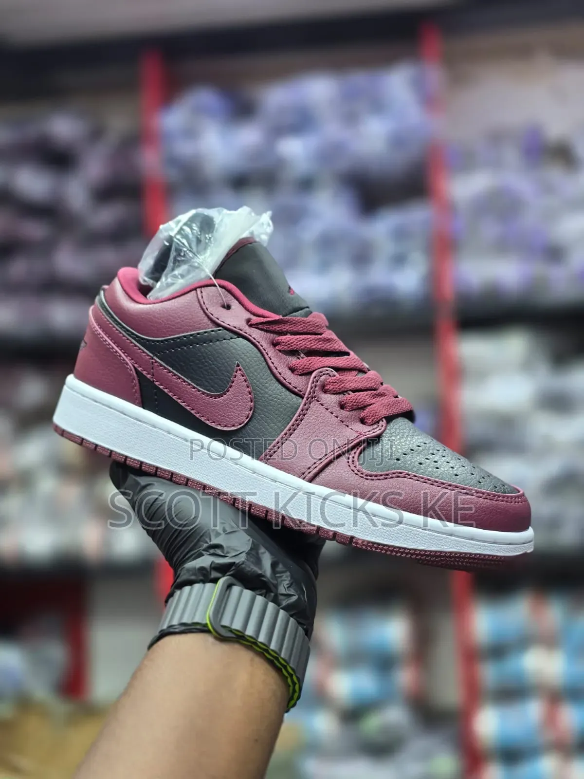 Air Jordan 1 Low Black Dark Beetroot Sneakers