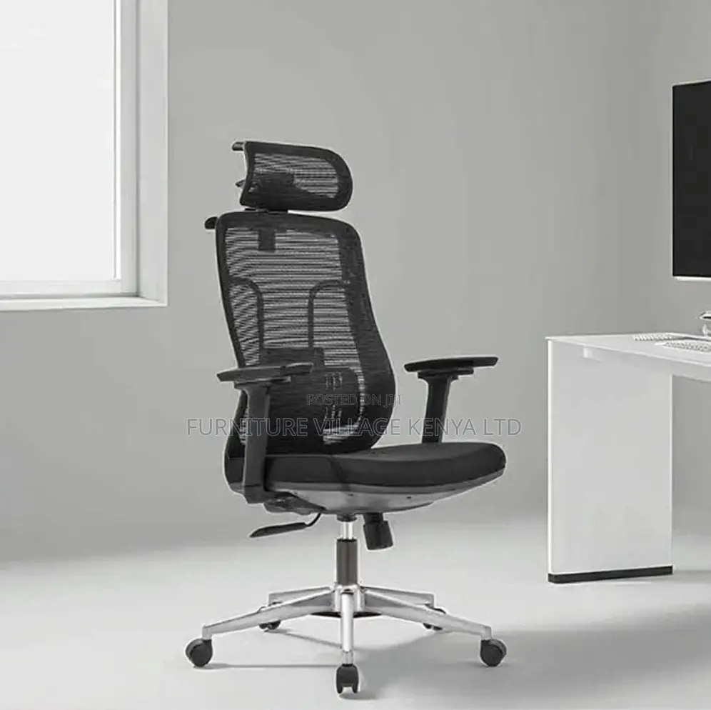 Ergonomic Highback Office Chair With Headrest