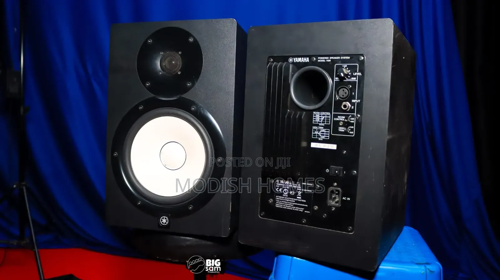 Yamaha Studio Monitors Hs8