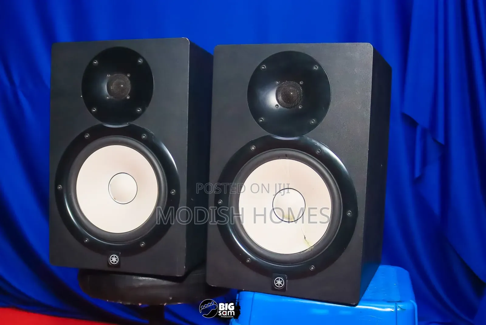 Yamaha Studio Monitors Hs8