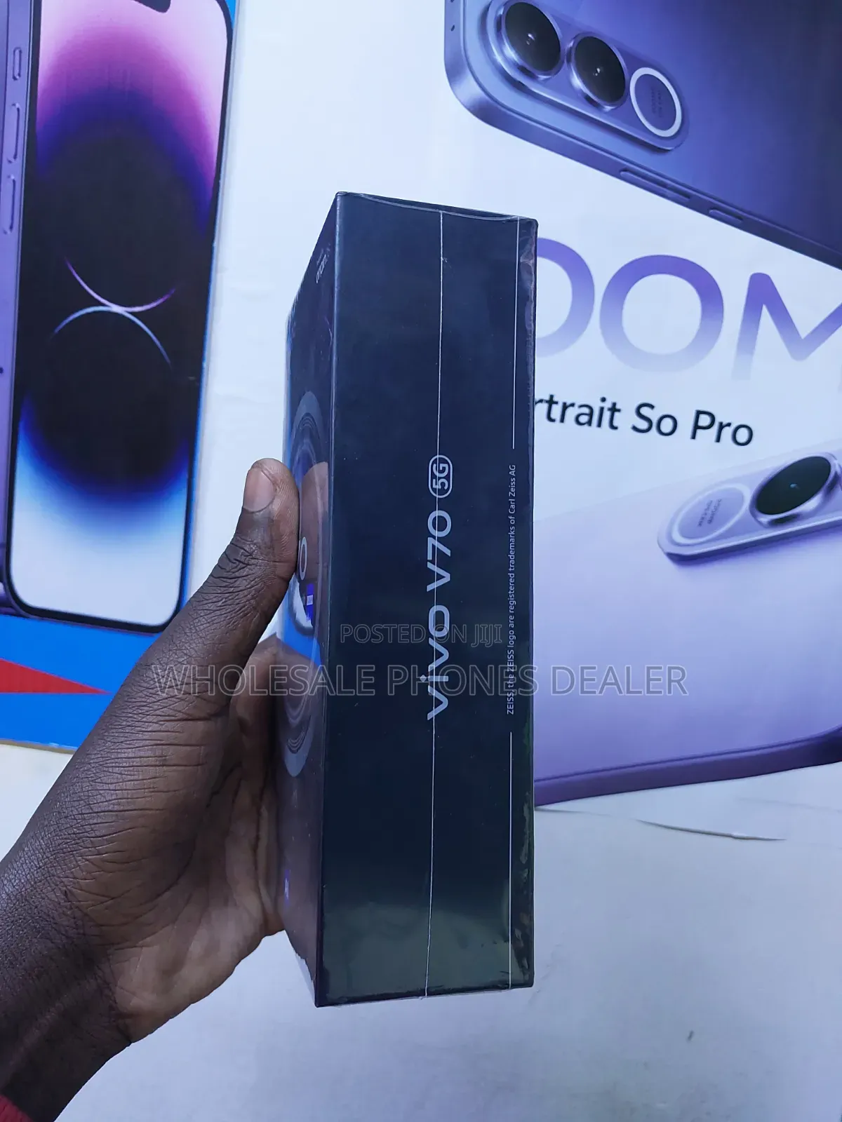 New Vivo V70 512 GB Black