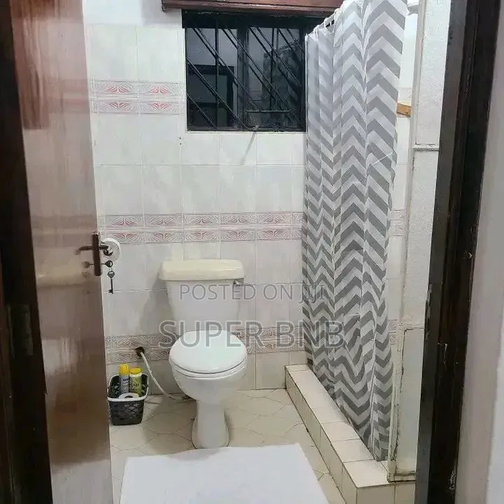2 3 Bedroom Airbnb in Mlimani Kitale,